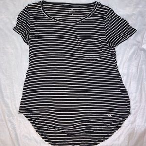 Hollister Women’s XS Short Sleeve Top